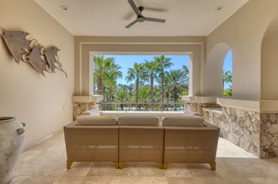 Luxury Villa Photo #29