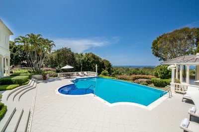 Luxury Villa Photo #7