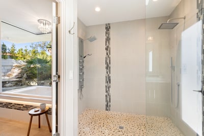 Luxury Villa Photo #33