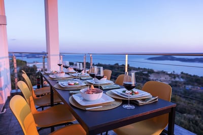 Luxury Villa Photo #9