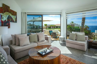 Luxury Villa Photo #14