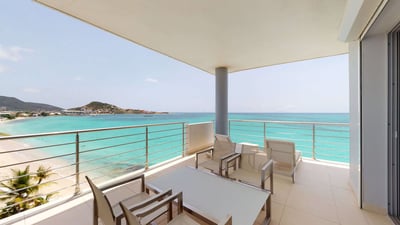 Luxury Villa Photo #5