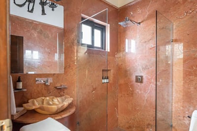 Luxury Villa Photo #86