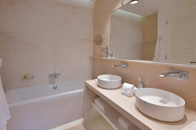 Luxury Villa Photo #45