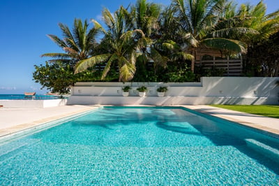 Luxury Villa Photo #7
