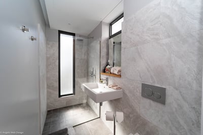 Luxury Villa Photo #32