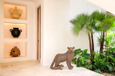 Luxury Villa Photo #49
