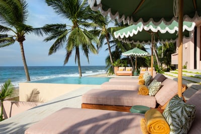 Luxury Villa Photo #2