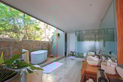 Luxury Villa Photo #35
