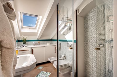 Luxury Villa Photo #23