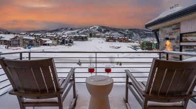Primary bedroom deck views!