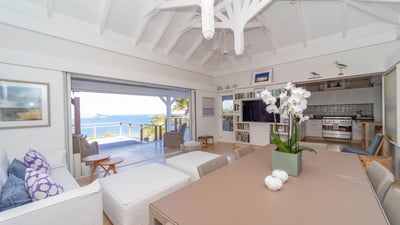Luxury Villa Photo #41