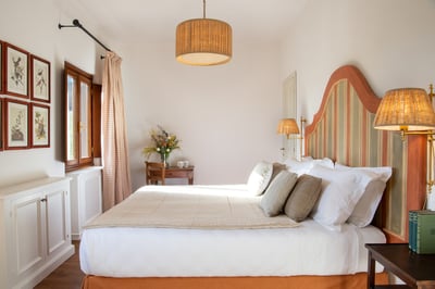 Luxury Villa Photo #19