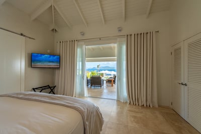 Luxury Villa Photo #58