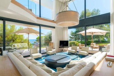 Luxury Villa Photo #9