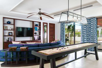 Luxury Villa Photo #13