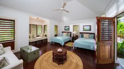 Luxury Villa Photo #19