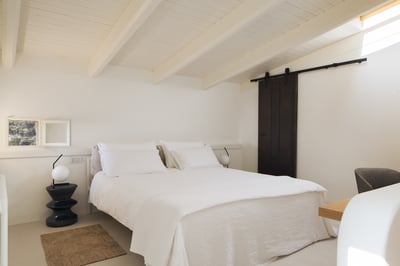 Luxury Villa Photo #5