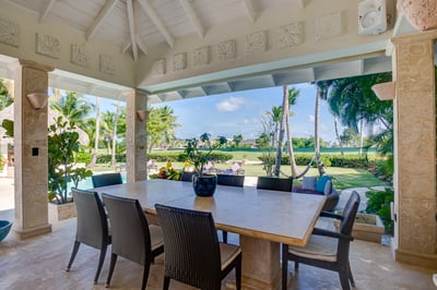 Luxury Villa Photo #26