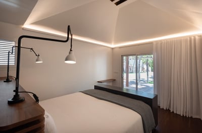 Bedroom 2: Located on the main level. King size bed, air conditioning, HD-TV, Dish Network, and Appl