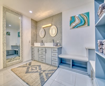 Luxury Villa Photo #10