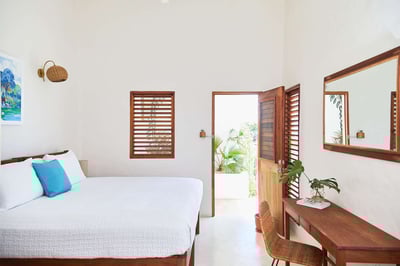 Luxury Villa Photo #25