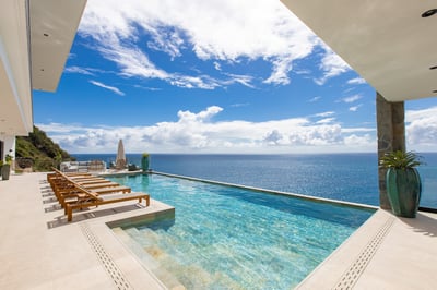 Luxury Villa Photo #7