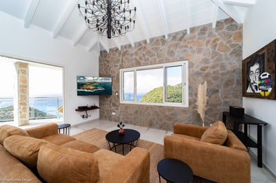 Luxury Villa Photo #11