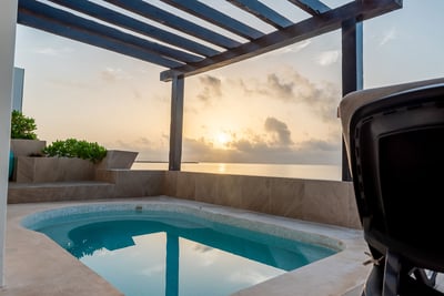 Luxury Villa Photo #4