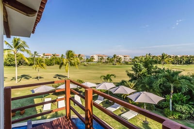 Luxury Villa Photo #15