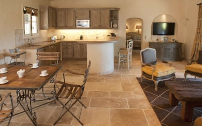 Luxury Villa Photo #9
