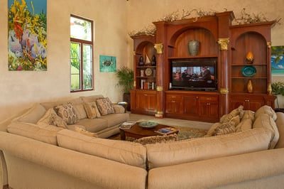 Luxury Villa Photo #9