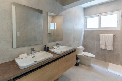 Luxury Villa Photo #42