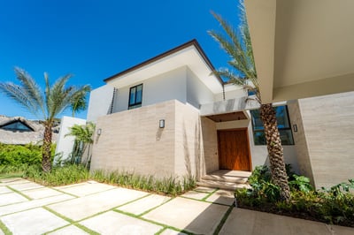 Luxury Villa Photo #43