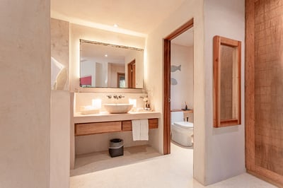 Luxury Villa Photo #33