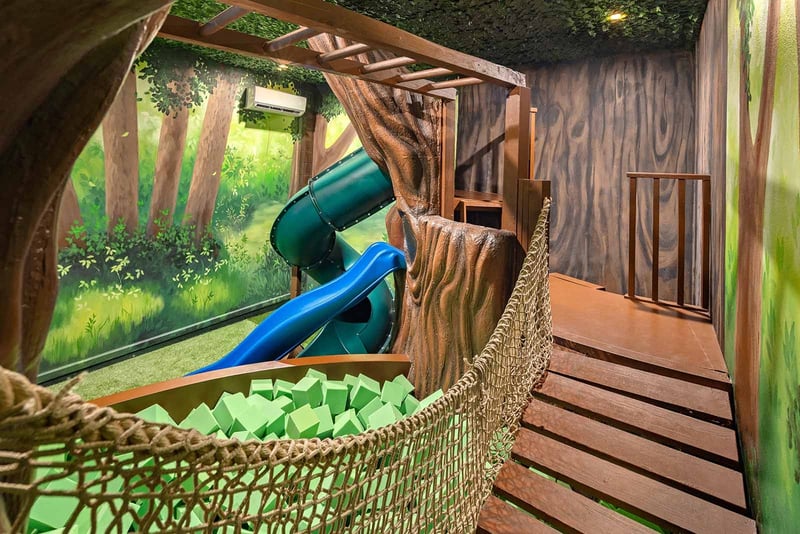 Ten Pin at Villatel Village Solterra