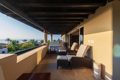 Luxury Villa Photo #39