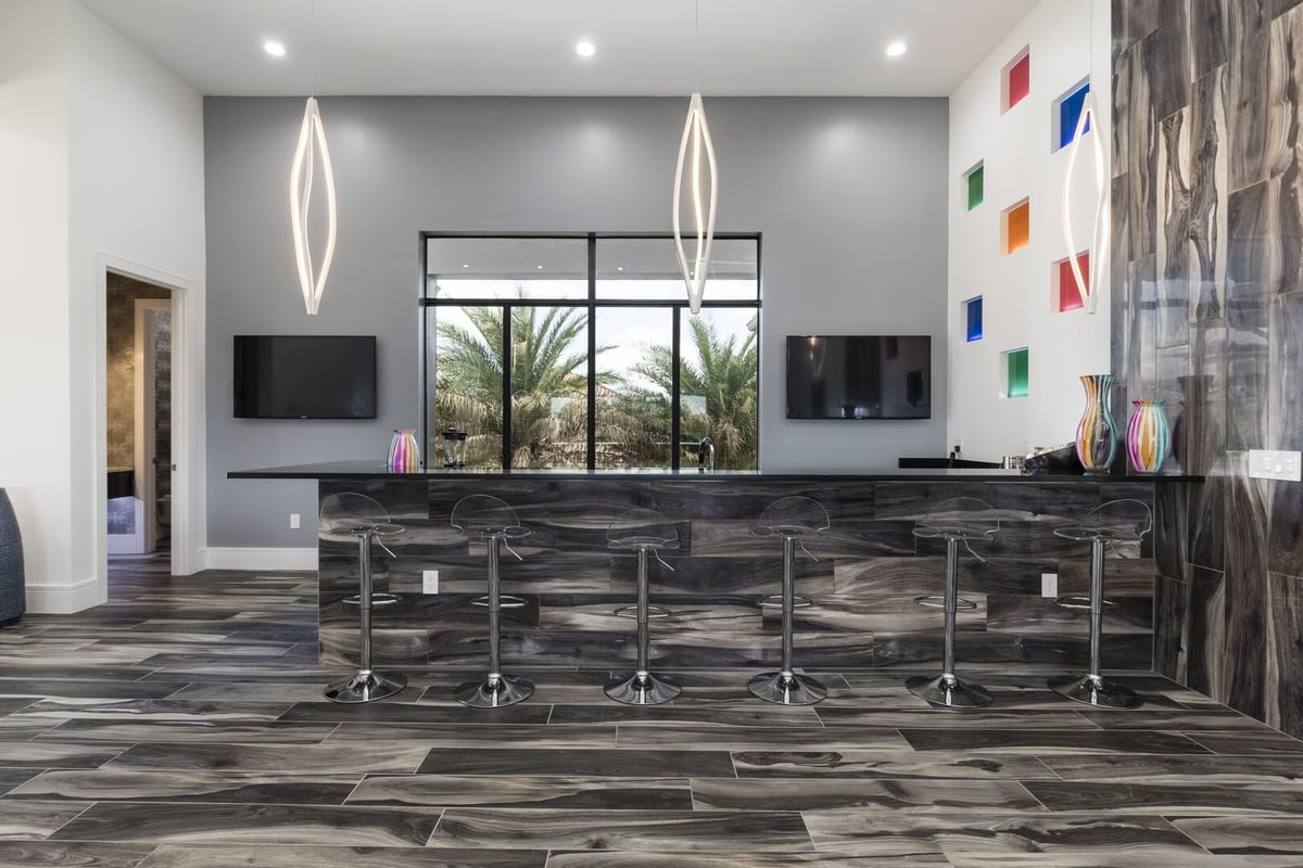 Unforgettable Utopia