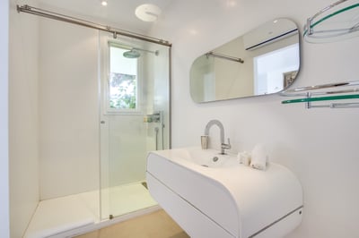 Luxury Villa Photo #44