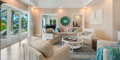 Luxury Villa Photo #11