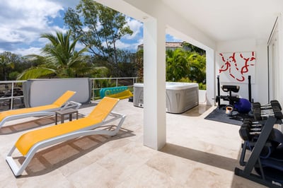 Luxury Villa Photo #17