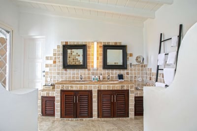 Luxury Villa Photo #27