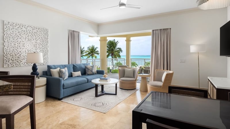 2 BDM Oceanfront Suite at Windsong Resort