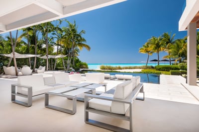Luxury Villa Photo #8