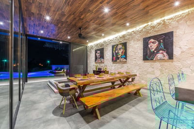 Luxury Villa Photo #9