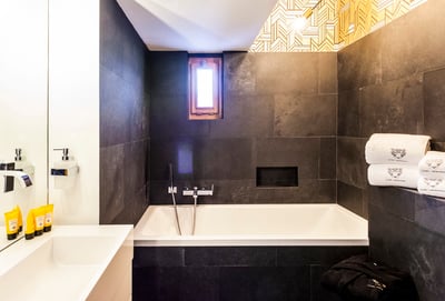 Luxury Villa Photo #26