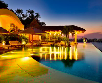 Luxury Villa Photo #7