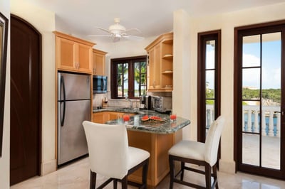 Luxury Villa Photo #22