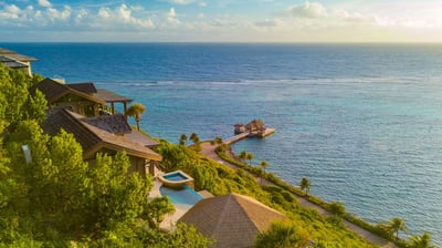 Luxury Villa Photo #30