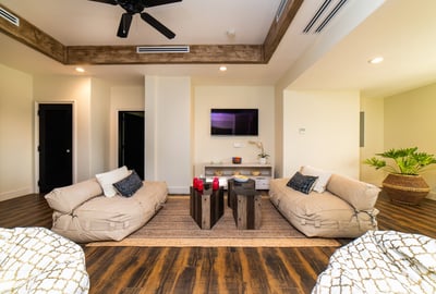 Luxury Villa Photo #18